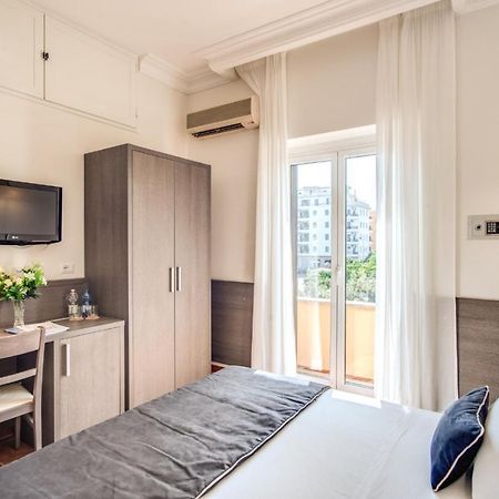 Hotel Mirti Рим Екстериор снимка
