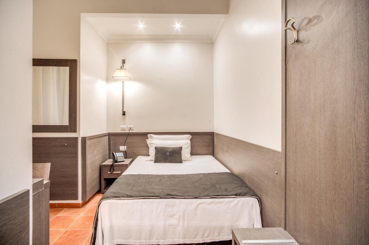 Hotel Mirti Рим Екстериор снимка