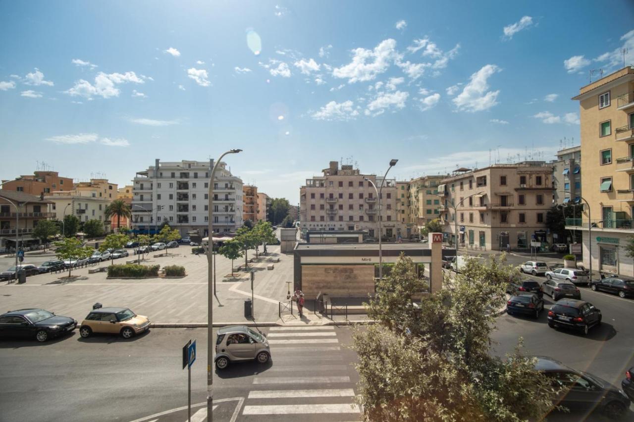 Hotel Mirti Рим Екстериор снимка