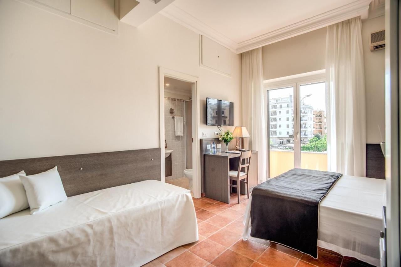 Hotel Mirti Рим Екстериор снимка