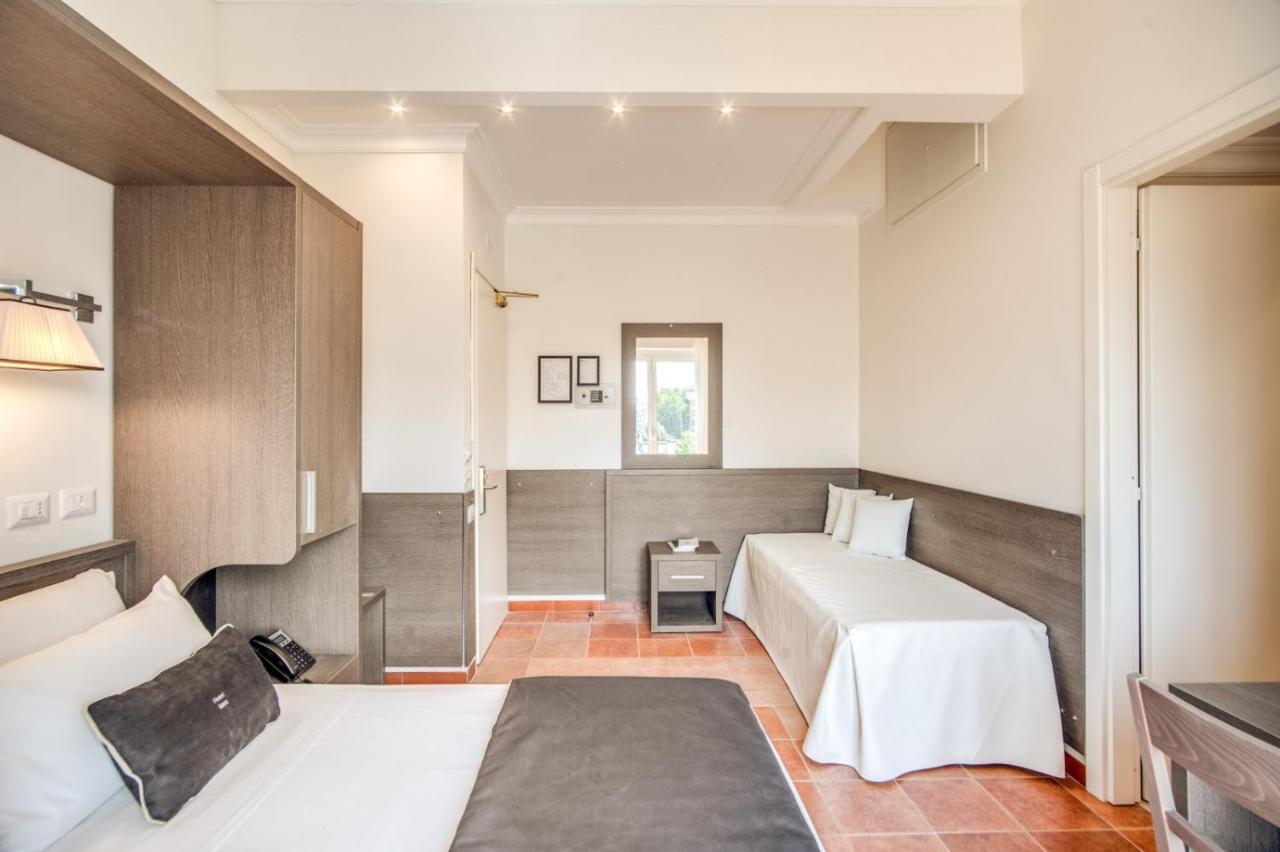 Hotel Mirti Рим Екстериор снимка