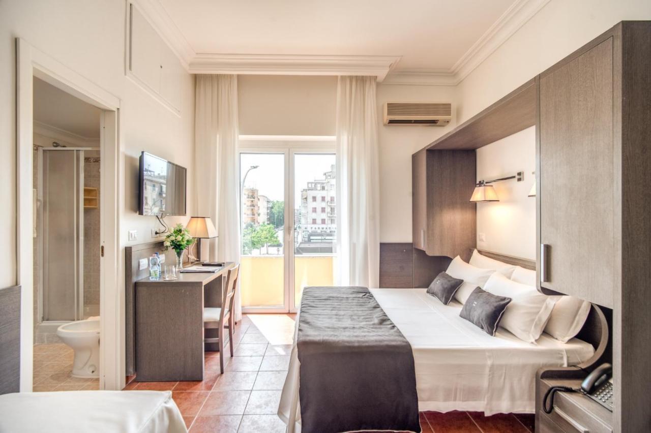 Hotel Mirti Рим Екстериор снимка