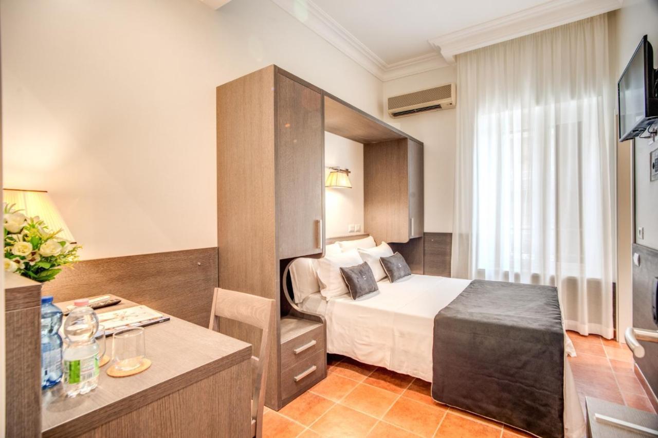 Hotel Mirti Рим Екстериор снимка