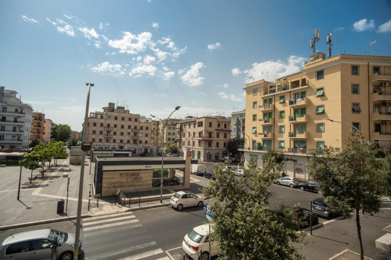 Hotel Mirti Рим Екстериор снимка